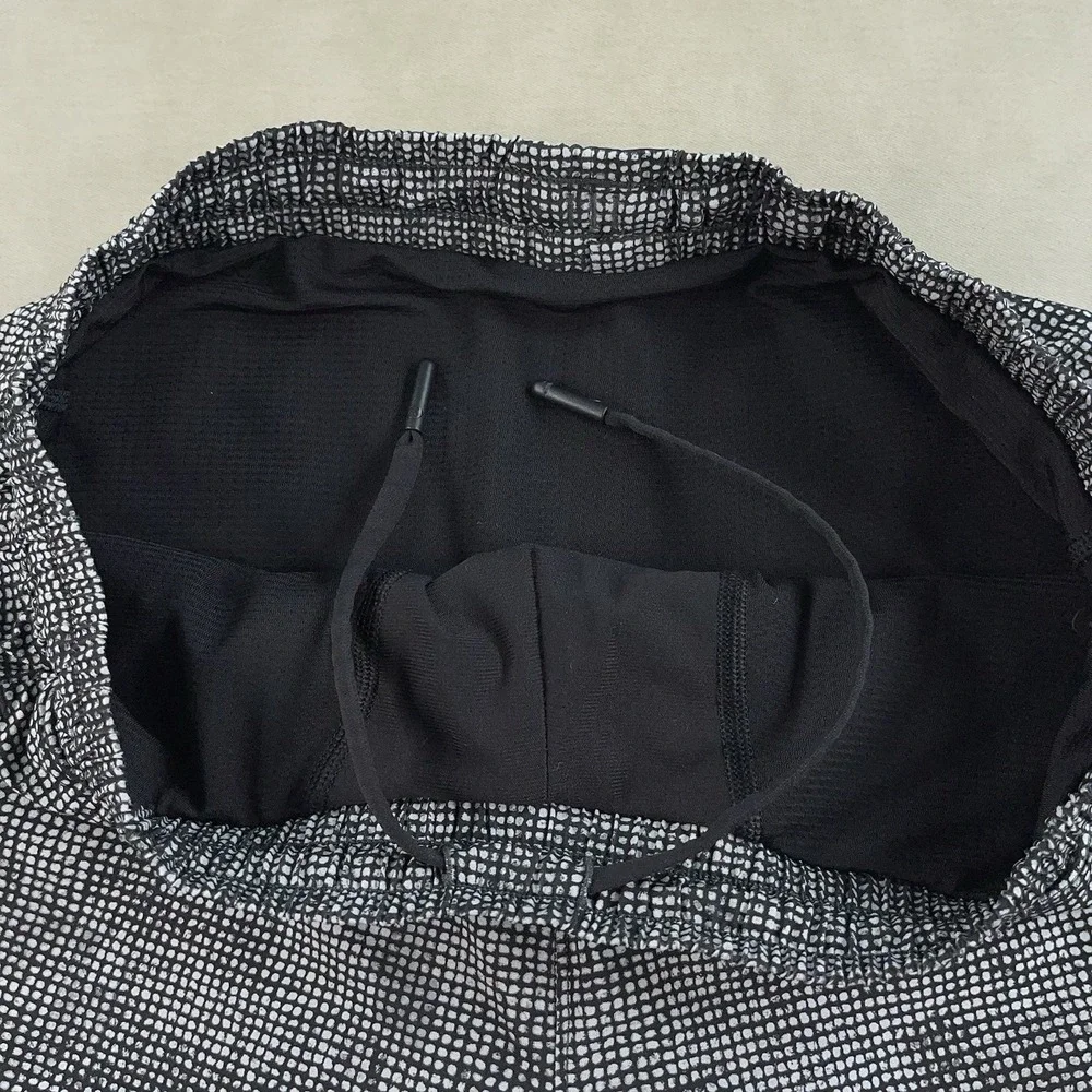 Lululemon Pace Breaker Short 9